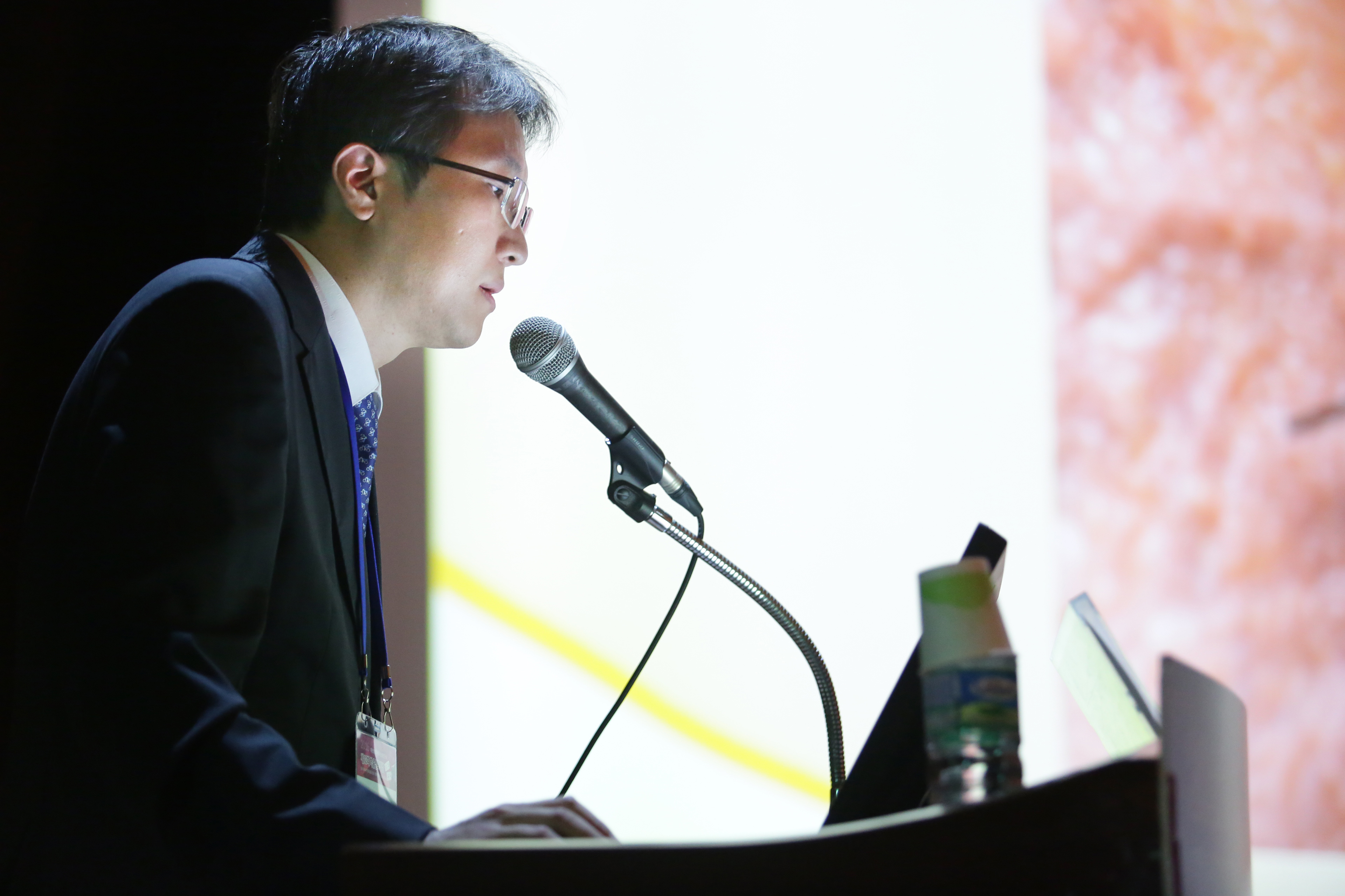 2016년 눈성형 심포지엄 - 과하지 않은 안전한 앞트임 수술방법